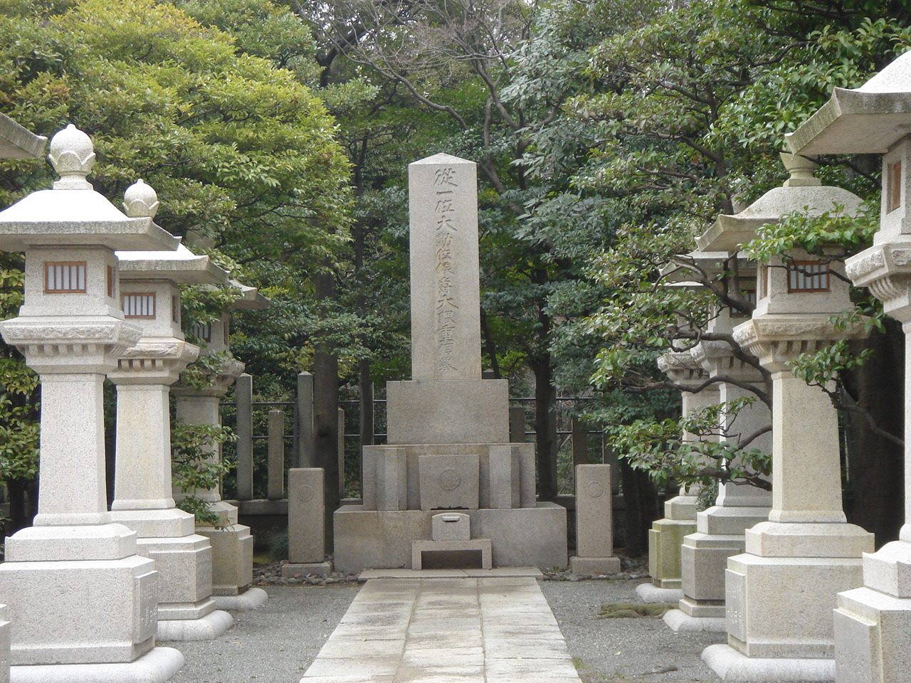 大隈重信の墓(護国寺)