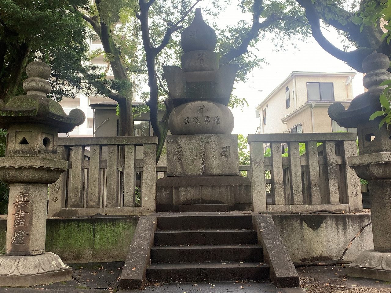 黒田治高の墓(東長寺)