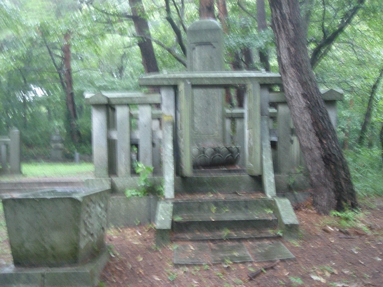 南部利敬の墓(聖寿禅寺)